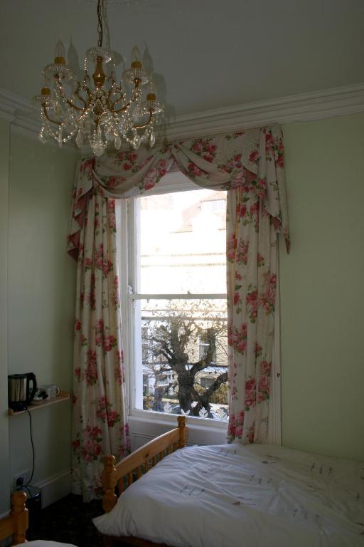 Llandudno Hostel *
