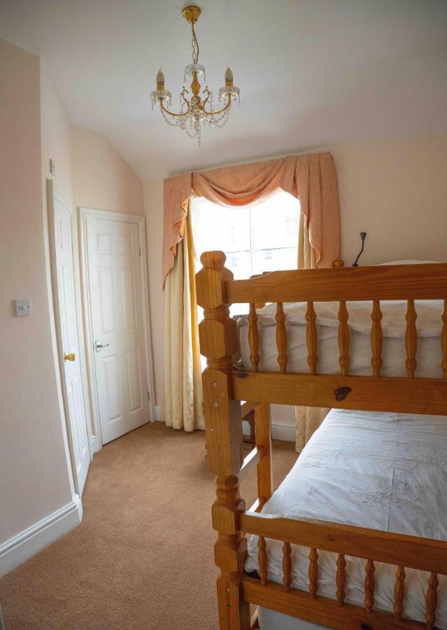 Llandudno Hostel *